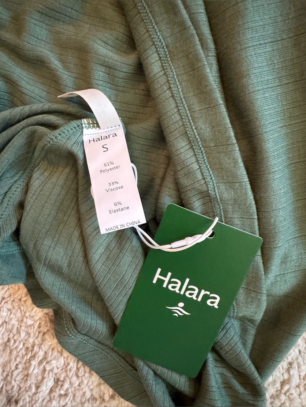 Halara long-sleeve mock neck maxi dress in Forrest Green. Size S - NWT - Picture 3 of 5